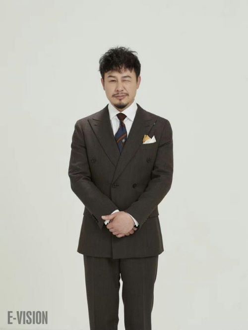 《e-vision》雜志
