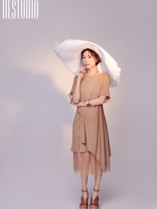 《HESTUDIO》雜志