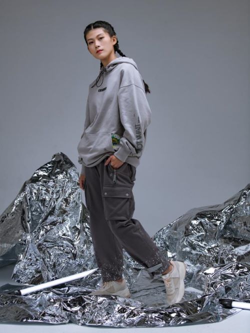 BURTON x CANOTWAIT聯(lián)名代言