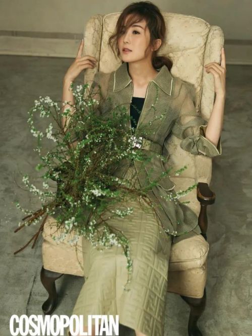 《cosmopolitan》雜志