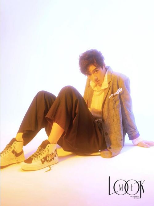 《look me》雜志