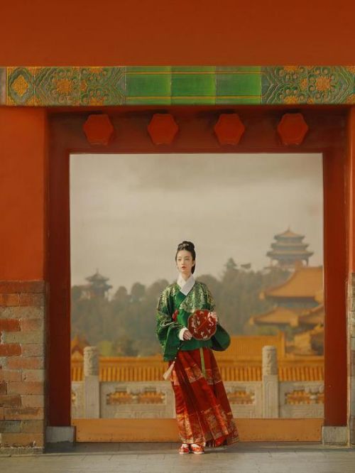 武漢華服節(jié)植入,武漢華服節(jié)品牌植入,武漢華服節(jié)廣告植入13466609726,武漢光谷華服節(jié)廣告,光谷華服節(jié)廣告招商,武漢華服節(jié)品牌植入,武漢光谷華服節(jié)廣告植入請聯系萬事成傳媒