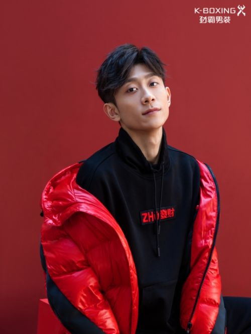 勁霸男裝代言
