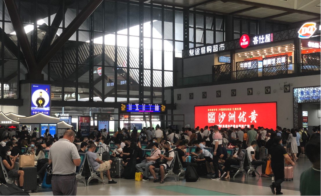 蘇州高鐵站廣告,蘇州站高鐵燈箱廣告,萬事成傳媒